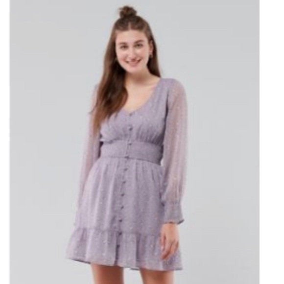 NWT Hollister Textured Tiered Floral Mini Dress with Long Sleeves - Picture 1 of 10
